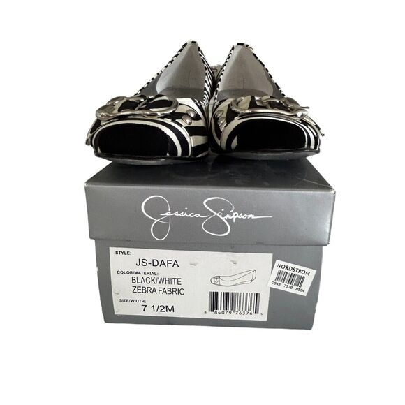 Jessica Simpson Black White Zebra Fabric Wedge Sz 7.5 Kitten Heel Buckle JS-DAFA - Picture 8 of 10